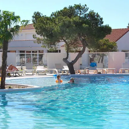 Holiday Les Mas De Toreilles.3 בית נופש *